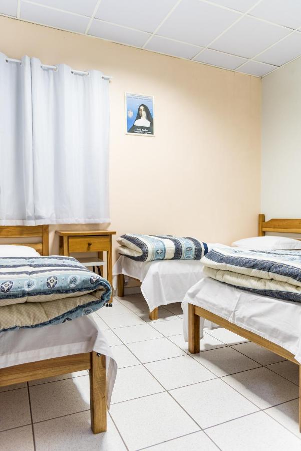 Apartamento com Casa de Banho Partilhada