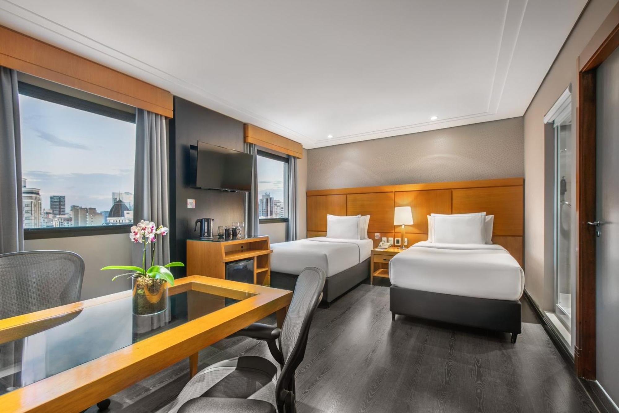 Quarto Twin Premium