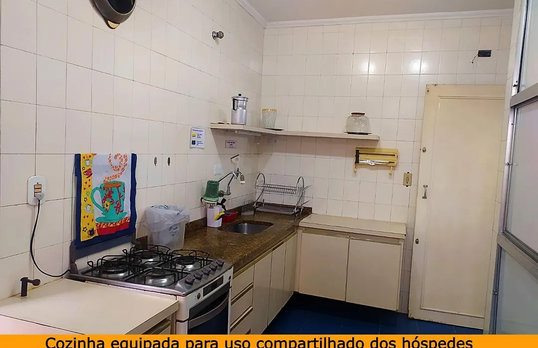 Quarto Grande Economico 10 min Metrô e Aeroporto-1