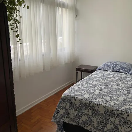 Quarto De Casal Buget-3